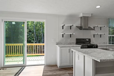 30 Highland Ave, Mechanic Falls, ME 04256 - photo 3