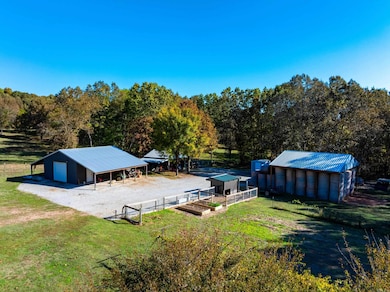 207 Earl Rd, Evening Shade, AR 72532 - photo 4