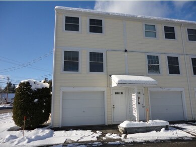26 Lowell St unit A, Rochester, NH 03867 - photo 7
