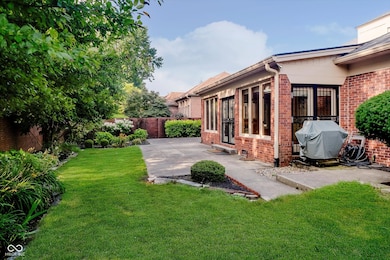 8649 Cricket Tree Ln, Indianapolis, IN 46260 - photo 7