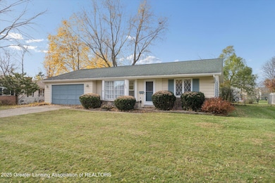 868 Southfield Dr, Williamston, MI 48895 - photo 4