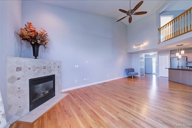 1040 Spirea unit 56, Howell, MI 48843 - photo 7