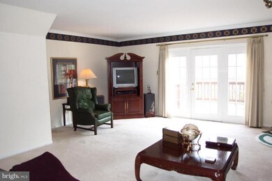 58 Roger Valley Ct, Parkville, MD 21234 - photo 7