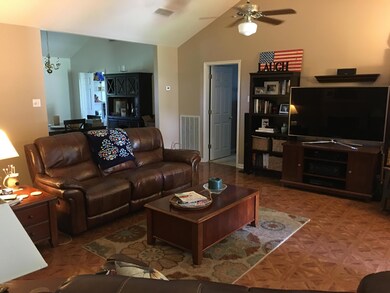 210 Dahlia living room photo four