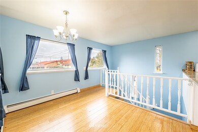 bamboo flooring throughout