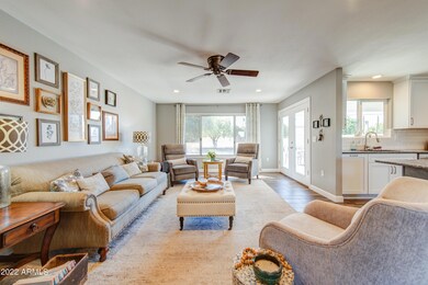 9603 W Cottonwood Dr, Sun City, AZ 85373 - photo 2