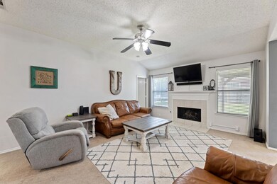 1104 Wintercreek Dr, Denton, TX 76210 - photo 3