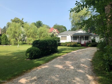 113 Main Distance View