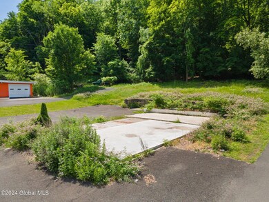 2-web-or-mls-10SpringAve_02