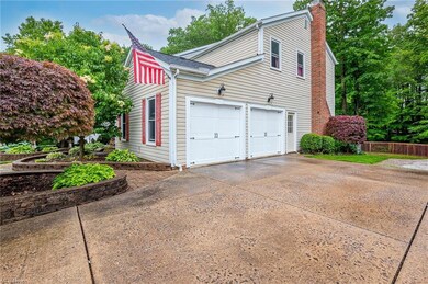 740 Rock Creek Dr, Aurora, OH 44202 - photo 3