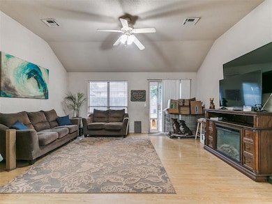 817 Shadowhill St, Norman, OK 73071 - photo 5