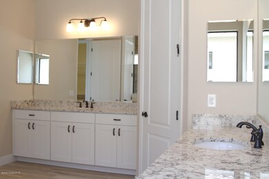 4I - Siena - Master Bath