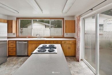 9307 Mtn Ash Cir W, University Place, WA 98467 - photo 4