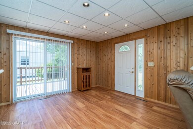 1115 S 9th St, Grand Forks, ND 58201 - photo 6