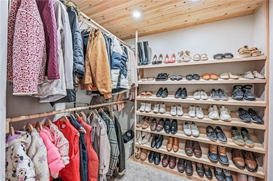 264 Pheasant Run Rd SE, Warren, OH 44484 - photo 5