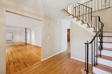 8 Cedar Place, Kings Park, NY 11754 - photo 3