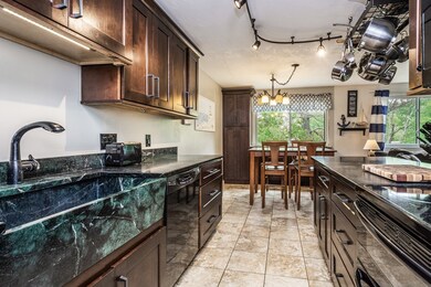 28 Southbridge Rd unit 308, Charlton, MA 01507 - photo 6