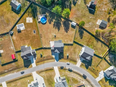 1423 Creekwood Rd, Hope Mills, NC 28348 - photo 4