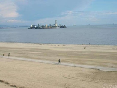 Panoramic Ocean Views from Sundeck
.
