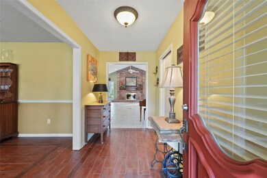 1430 Sweet Gum Ln, Kingwood, TX 77339 - photo 5