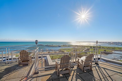 The Newport unit 1104, Milwaukee, WI 53202 - photo 3