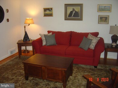 1355 Stonewood Rd, Baltimore, MD 21239 - photo 2