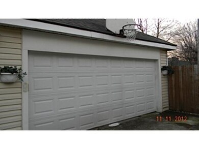 Parking Lot/Garage