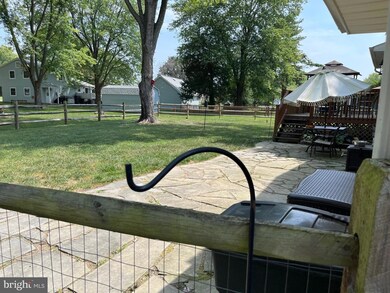 4427 Willow Tree Ln, King George, VA 22485 - photo 3