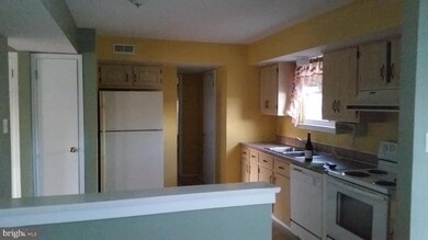 8313 Wessex Dr, Pennsauken, NJ 08109 - photo 3