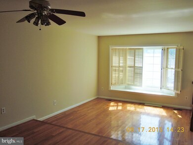 7779 Black Horse Ct, Manassas, VA 20109 - photo 4