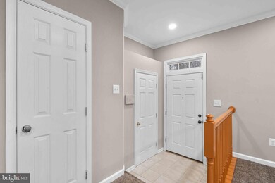 13000 Prairie Knoll Ct, Germantown, MD 20874 - photo 2