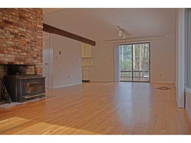4 Tanglewood Dr, Greenville, RI 02828 - photo 2
