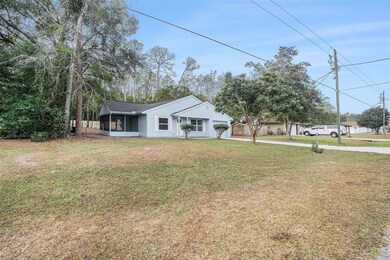 21406 SW Peach Blossom St, Dunnellon, FL 34431 - photo 4