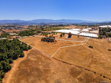 9552 Niya Way, Valley Center, CA 92082 - photo 4