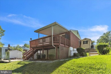 9006 Anna Dr, Clinton, MD 20735 - photo 4