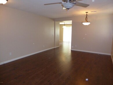 Beautifull new floor-DR-LR
