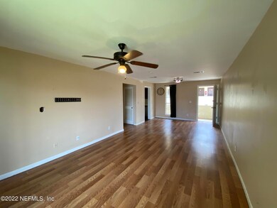 1607 El Prado Rd unit 4, Jacksonville, FL 32216 - photo 4