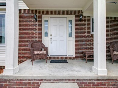 421 Fairways Ln, Chelsea, MI 48118 - photo 2