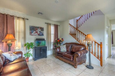 Living Room (3)
