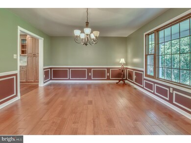 32 W Hillcrest Ave, Chalfont, PA 18914 - photo 3