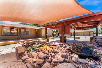 10431 Blackwell Rd, Central Point, OR 97502 - photo 5