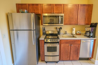 226 QII Jackson Gore Inn unit 226 QII, Ludlow, VT 05149 - photo 4