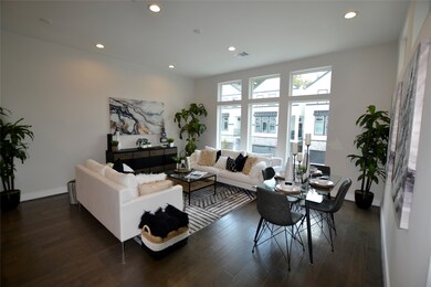 5326 Donovan Gardens Ln, Houston, TX 77091 - photo 5