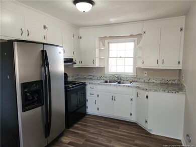 7567 Carrollburg Dr, Fayetteville, NC 28303 - photo 4