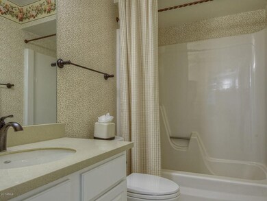 013_Hall Bath