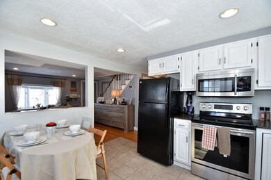 110 Hillcrest Rd, Waltham, MA 02451 - photo 4