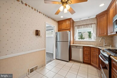 400 Warren Blvd, Broomall, PA 19008 - photo 4