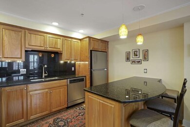 134 Fulton St unit 4, Boston, MA 02109 - photo 4