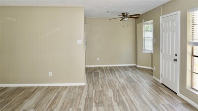 7323 Woodoak Dr, Houston, TX 77040 - photo 6