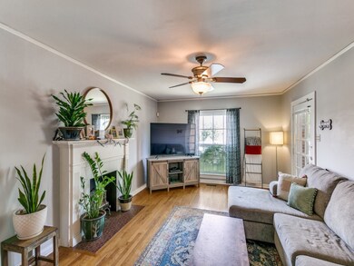 5834 Goodwin Ave, Dallas, TX 75206 - photo 2